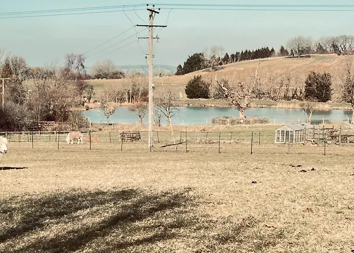 Lake House - Beautiful Countryside Retreat